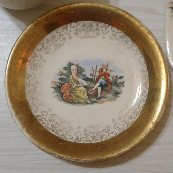 Vintage 1940's Royal China Tea Cup/Saucer & Cake Cutter - Picture 2 of 6